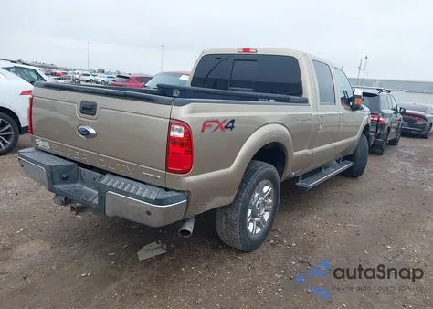 2014 Ford F-250 Lariat z USA, uszkodzony, nr VIN 1FT7W2B66EEB06375
